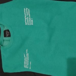 MENS XS CREWNECK BY: MAN boohooMAN